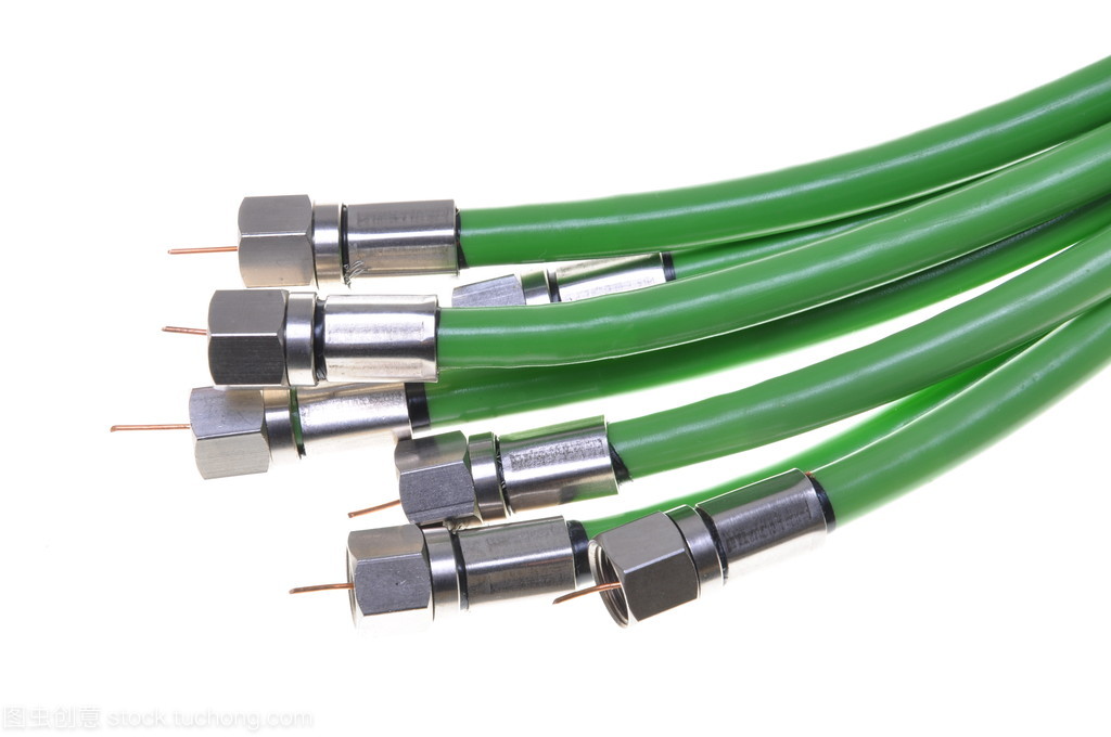綠色同軸有線電視與連接器
